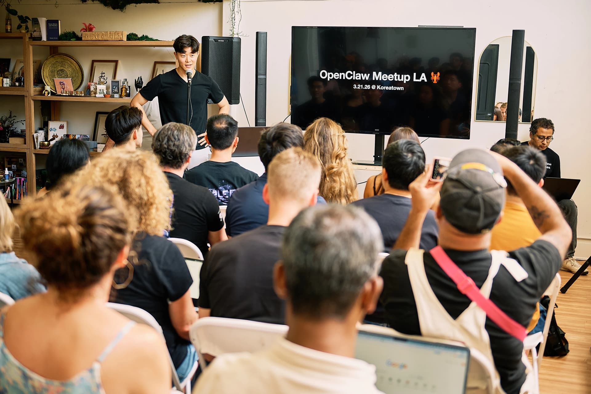 Robin opening the OpenClaw LA Meetup #2 with the title slide